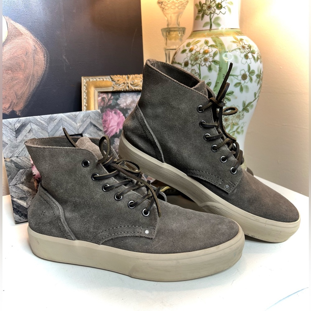 Frye Beacon Lace Up Chukka Suede Sneaker Boots